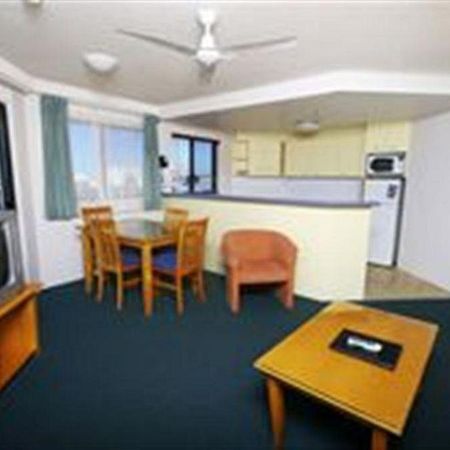 Royal Apartments Broken Hill Buitenkant foto